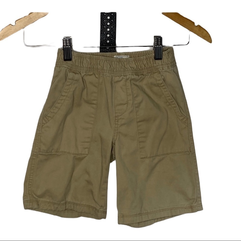 Place Tan Shorts Sz 5